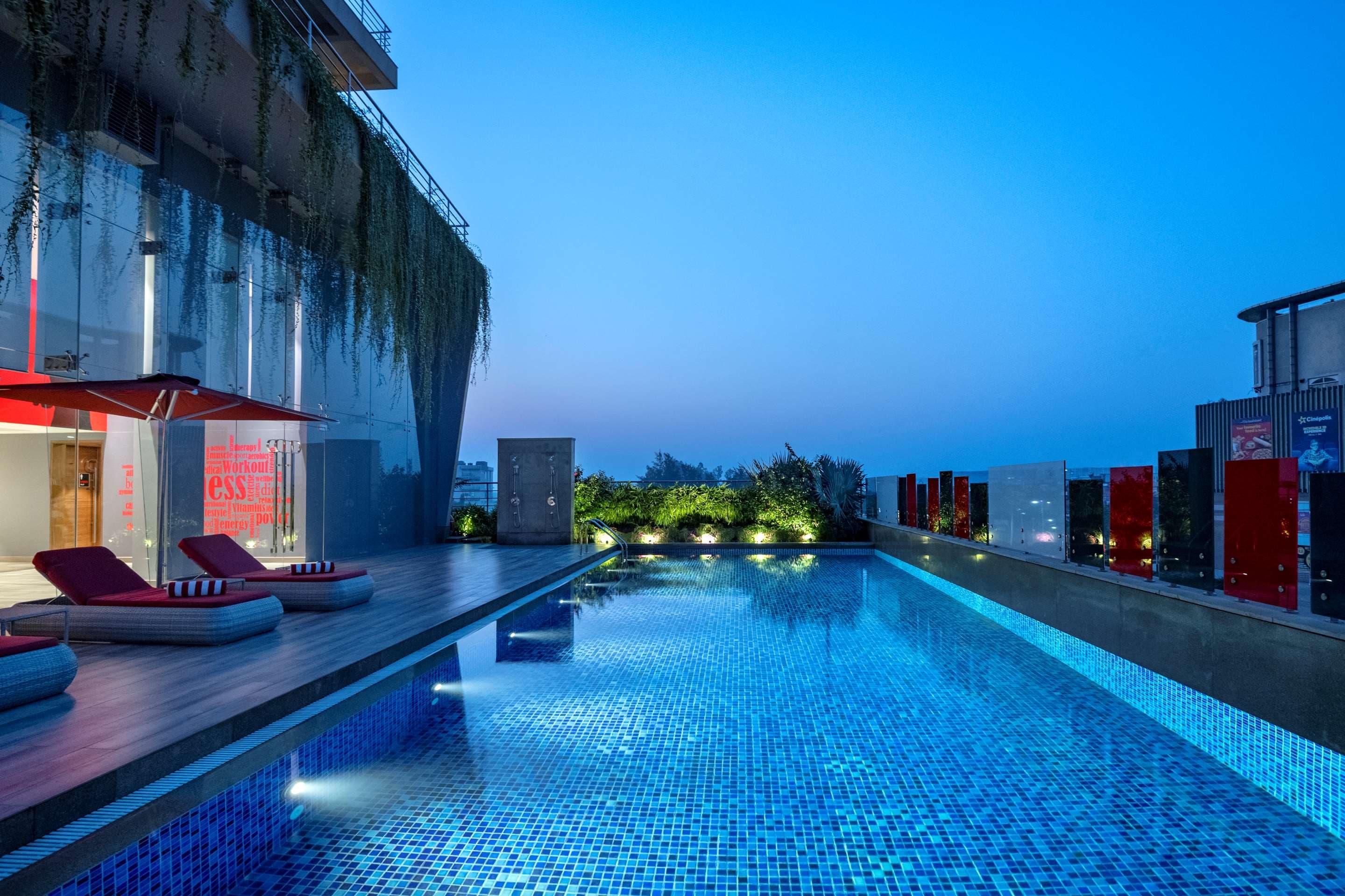 Radisson Red Chandigarh Mohali Εξωτερικό φωτογραφία